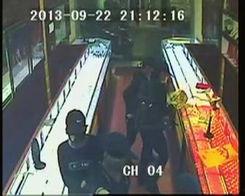 抢金店视频,惊心动魄！抢金店视频揭秘犯罪现场