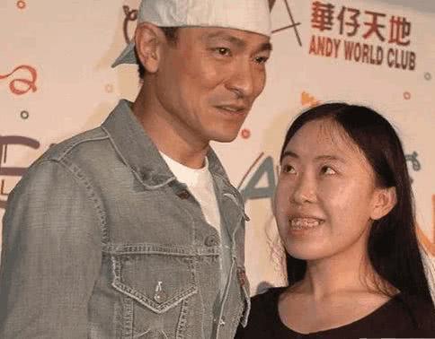 杨丽娟视频,从狂热粉丝到社会现象的反思