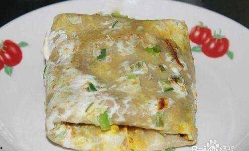 煎饼果子的做法视频,煎饼果子的家常做法，美味又简单