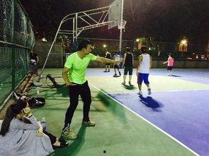 姚明打篮球视频,巅峰对决中的王者风范