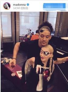 甜蜜蜜舞蹈视频,跟随视频领略舞蹈魅力