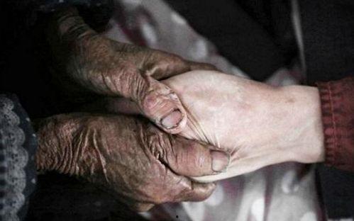 母爱感人视频,感人至深的瞬间