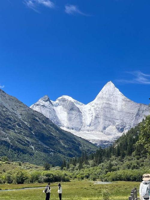 稻城亚丁视频,探寻人间仙境的绝美画卷