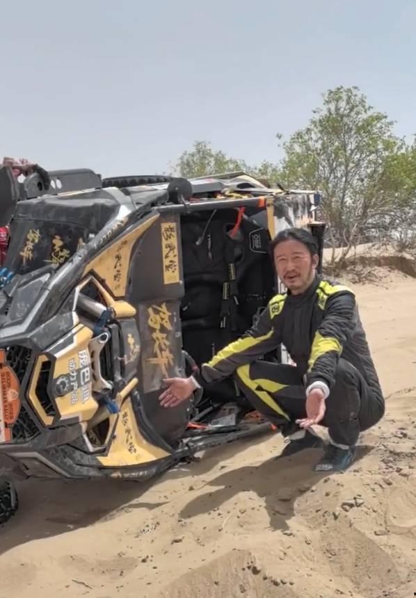 赛车翻车视频,现场画面触目惊心