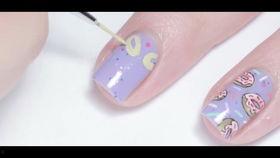 做指甲视频教程,跟随指甲视频教程轻松掌握美甲技巧