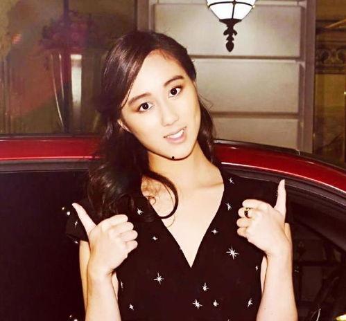 何超欣视频,揭秘明星背后的真实生活